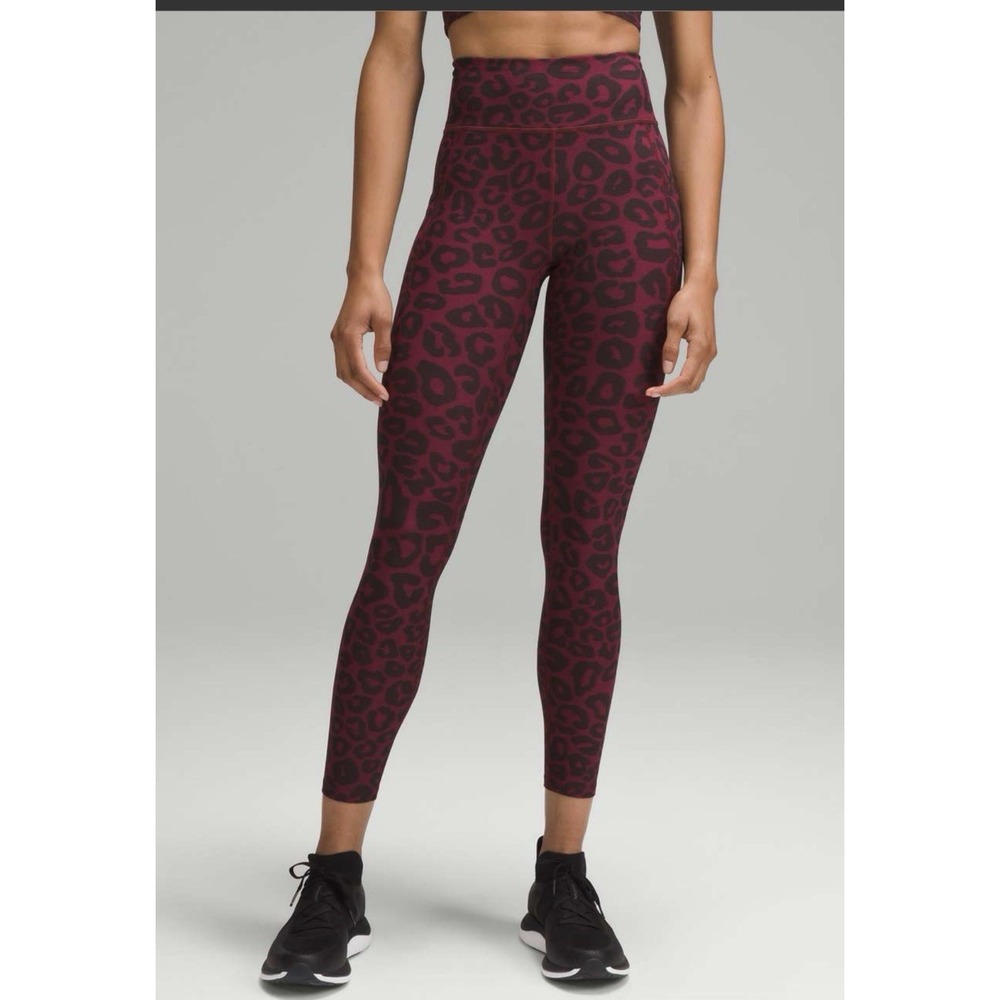 Lululemon Lab Everlux Jacquard Training Tight 26" Leopardo Jacquard Maroon